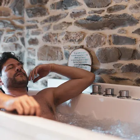 Paddock - Wellness & D'hotes Frühstückspension *