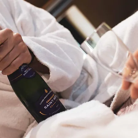 Paddock - Wellness & D'hotes Nocleg ze śniadaniem Stoumont