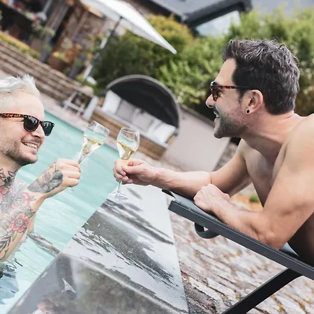 Nocleg ze śniadaniem Paddock - Wellness & D'hotes 4*