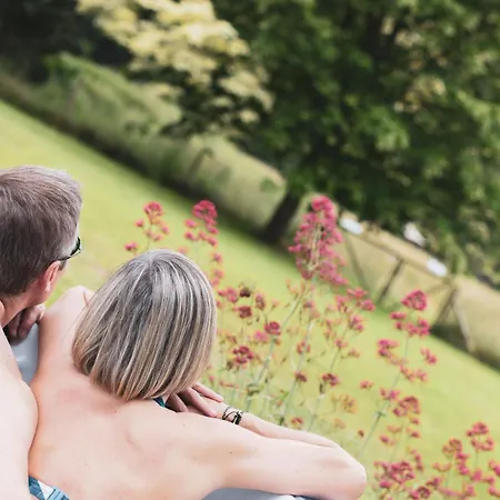 Oda ve Kahvaltı Paddock - Wellness & D'hotes Stoumont