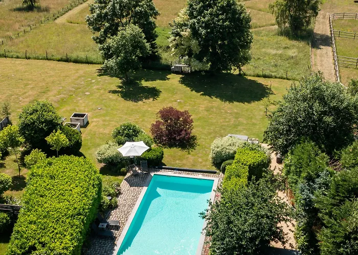 Paddock - Wellness & D'hotes Bed & Breakfast 4*